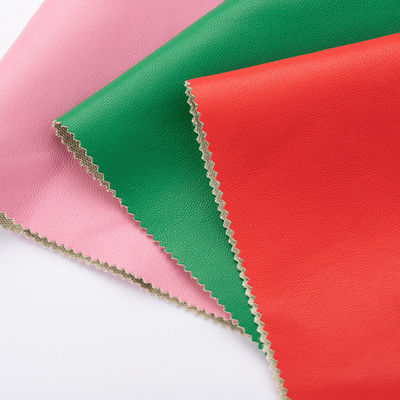 الملابس البروتينية المخصصة الملابس القابلة للغسيل من الجلد PU سمك 0.7mm