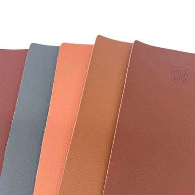 PVC Tech Cloth مدعوم بالجلد المزيف للأثاث 140cm Wide