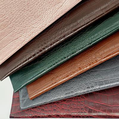 البروتوكولات المعدنية الجلدية الصناعية صندوق المحفظة الأحذية Ntoebook القماش الجلدي المزيف