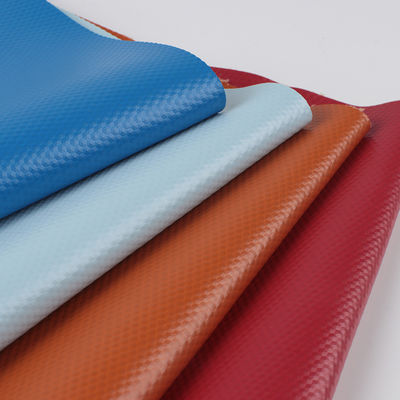 جلد صناعي من البولي يوريثين (PU) بعرض 137 سم، متوفر بـ 41 لونًا، ومقاوم للرياح للحقائب والأحذية والمحافظ