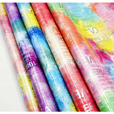 PU قوس قزح رسالة طباعة مجلة التصميم الجلد الاصطناعي المقاوم للماء الجلد الزائف النسيج لحقيبة الأمتعة الأثاث التجميلي / الأريكة