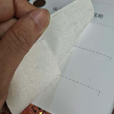 مجموعة واسعة من منتجات التعبئة والتغليف الجلدية المتوفرة في أنواع PVC PU وشبه PU لاستخدامات صناعية متعددة